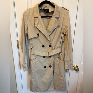 H&M Classic Beige Trench Coat – Belted, Double Breasted – Size 4